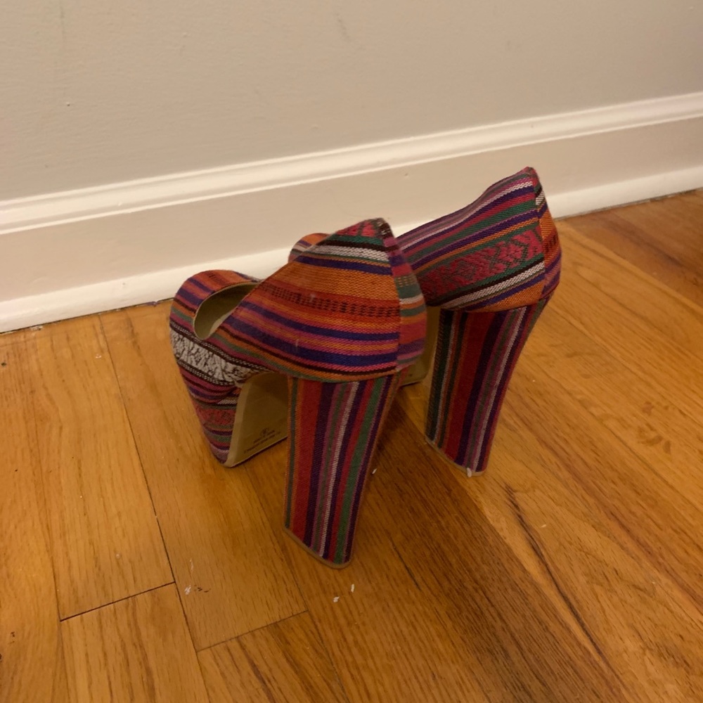 FRH Patterned Platform Pumps - Picture 3 of 3